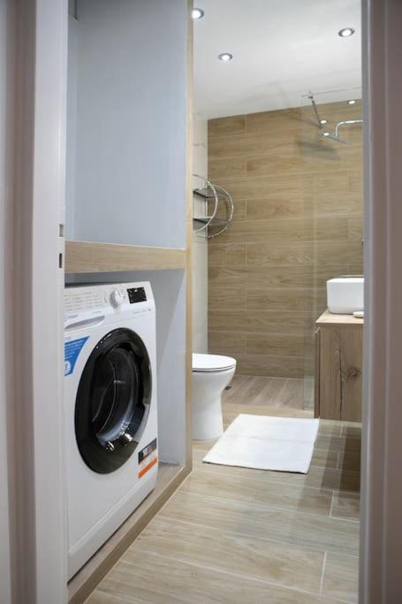 Stylish And Comfortable Apartment Athen Eksteriør bilde